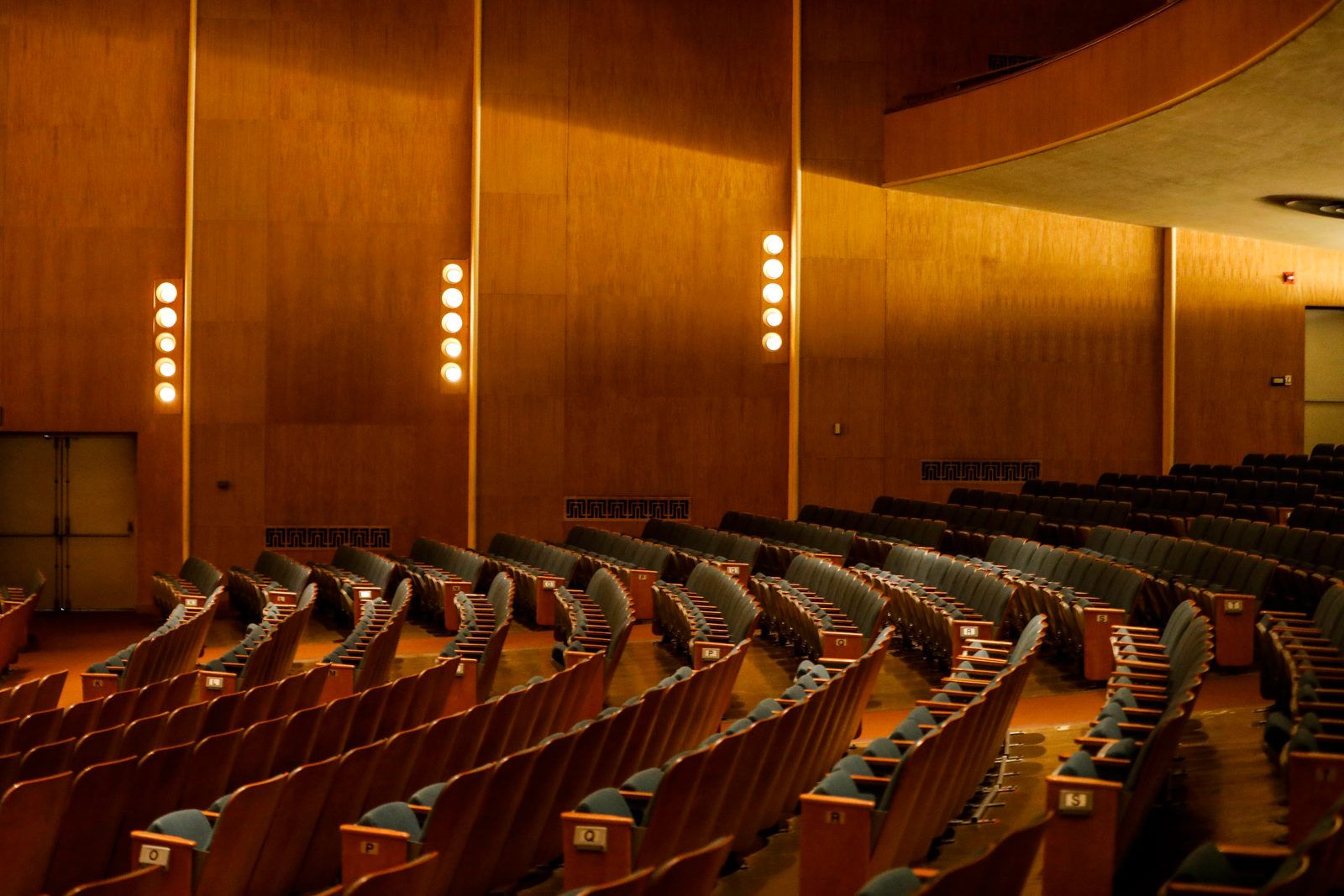 A Closer Look: In Kleinhans Music Hall, architecture that suggests music